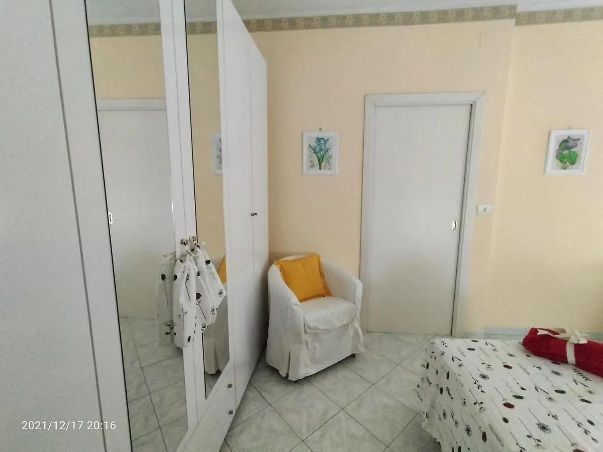 Beatrice Apartment Con 1Camera Da Letto, Un Soggiorno Cucina E Bagno Scordia