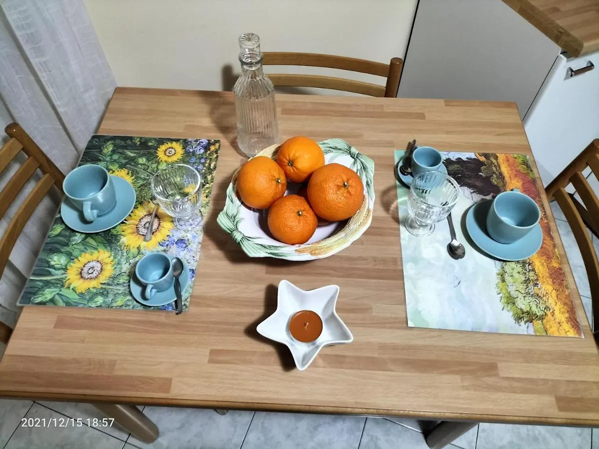 Beatrice Apartment Con 1Camera Da Letto, Un Soggiorno Cucina E Bagno Scordia 0*,  Italië